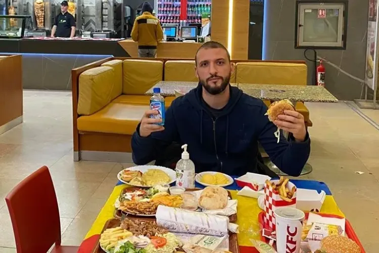 Ștefan Mandachi cere închiderea Mall - urilor chiar dacă și el pierde bani