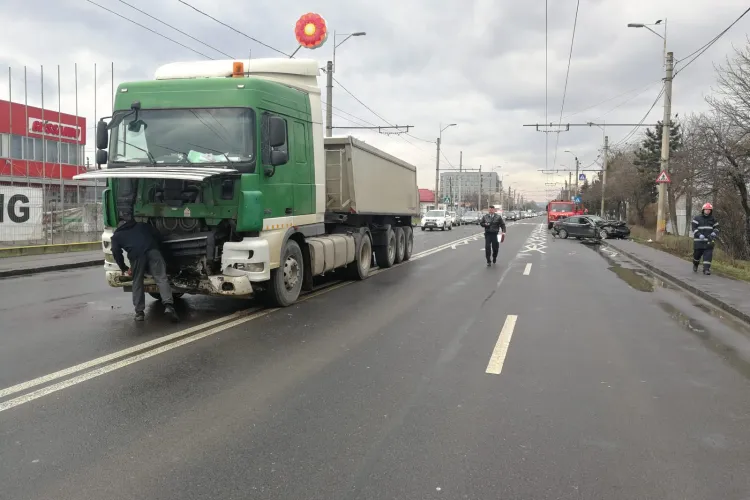 Accident grav pe strada Traian Vuia, la Aeroportul Cluj