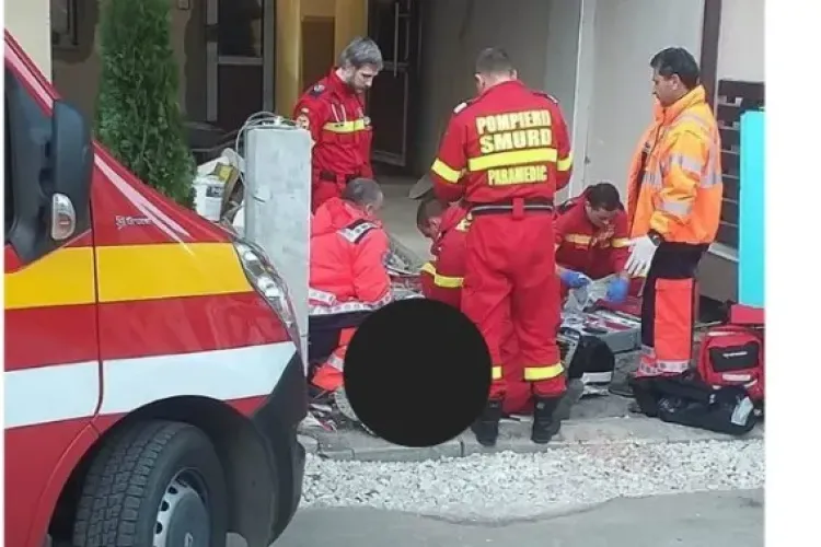 Cluj: Bărbat de 47 de ani găsit mort în scara blocului 