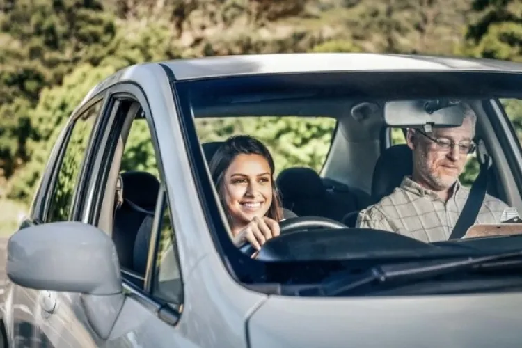 15 Sfaturi Privind Testul De Conducere Pentru a-l trece De Prima Dată