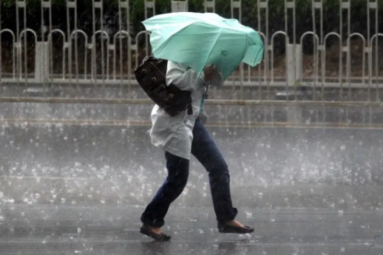 Vești proaste de la meteorologi! Avertisment de vreme rea, temperaturi scăzute și precipitații