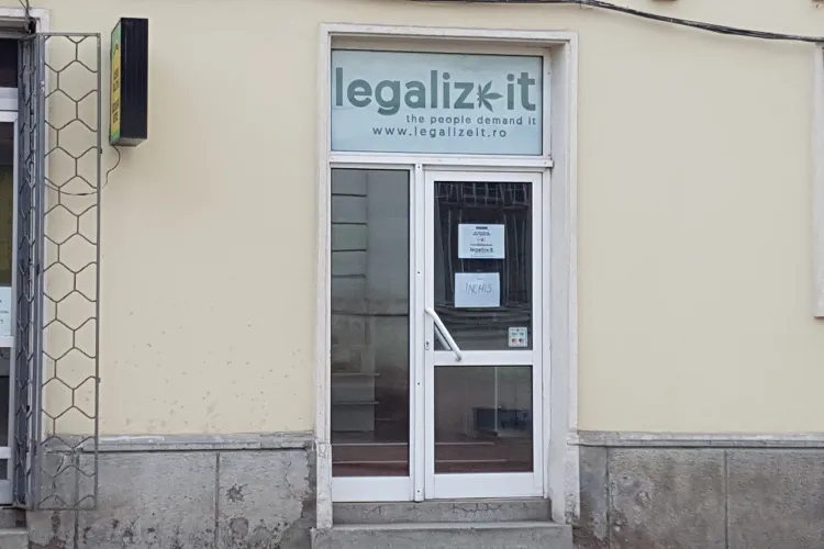 Magazinul care vinde cannabis la Cluj a fost închis de Antidrog și Protecția Consumatorilor FOTO