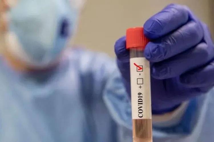 Primul cadru medical mort în România din cauza coronavirusului