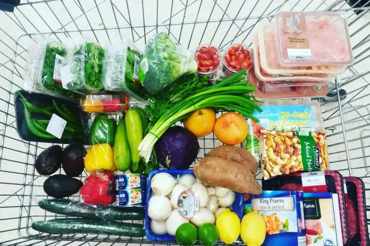 Toate familiile din Florești cu probleme materiale grave primesc un ajutor de la Primărie