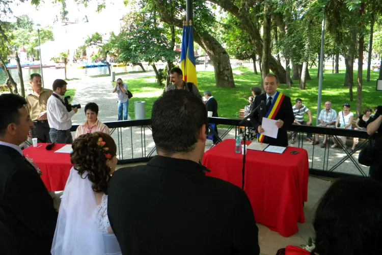 La Cluj, pe timpul pandemiei COVID 19 nu mai ai voie nici să te căsătorești