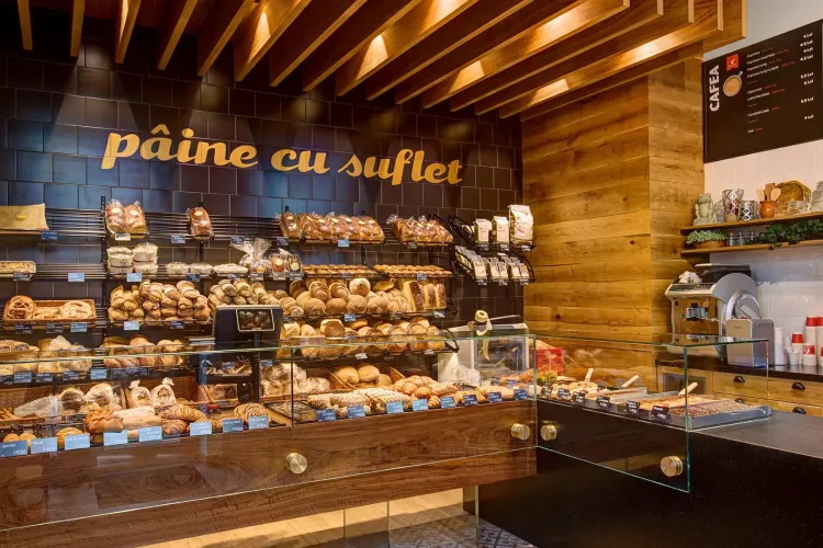 Brandul Panemar, acuzat că le-a tăiat cu 25% salariile angajaților, fără discuții și negocieri - FOTO 