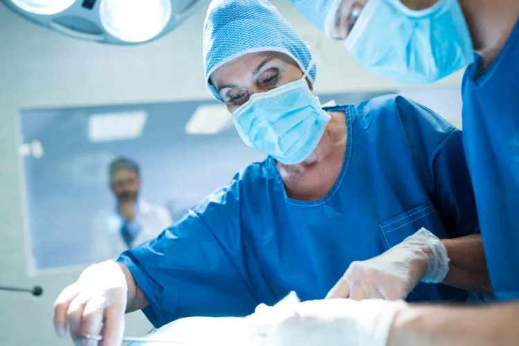 Cluj: Asistentă dată afară din chirie de frica coronavirusului