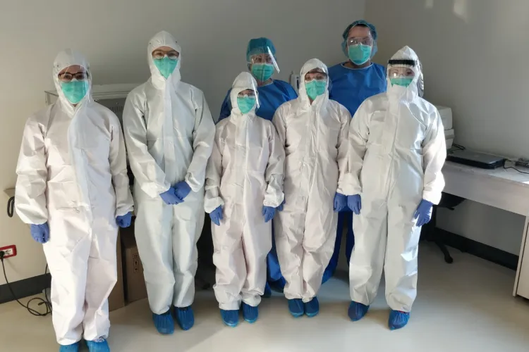 Vești bune la Cluj! Trei echipamente, două ale Universităților, fac testări non-stop la Spitalul clinic Județean Cluj