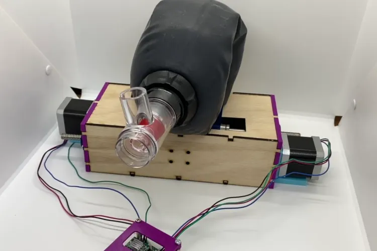 Un start up clujean construiește un ventilator pentru  situații de urgență. E nevoie de donații - VIDEO