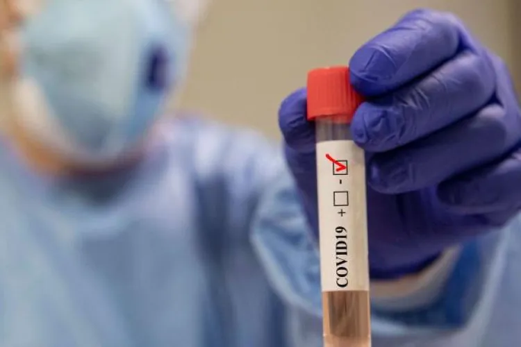 Imunolog german: Suntem aproape de ”imunizarea de turmă”. Ce s-a constatat într-un focar din Germania