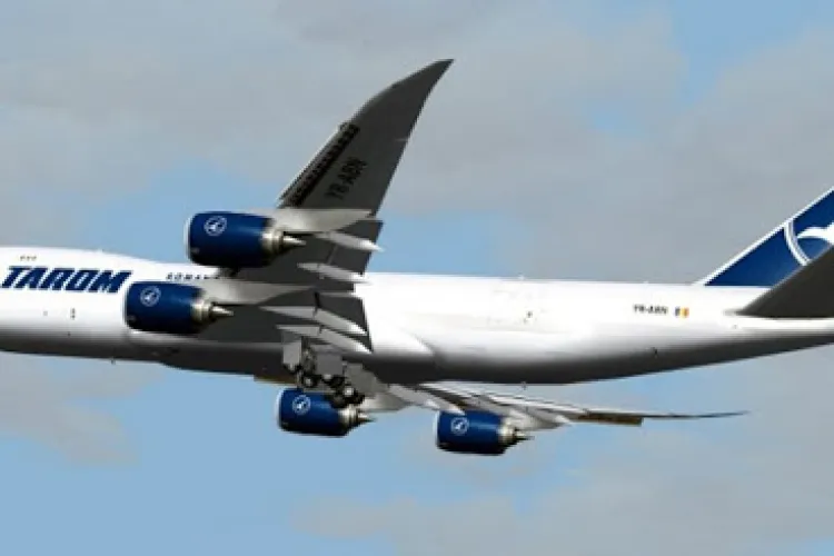 Un avion cu 200.000 de măști din China a ajuns în România VIDEO