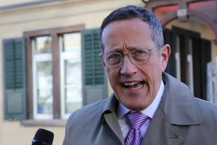 Vedeta CNN, Richard Quest, are coronavirus