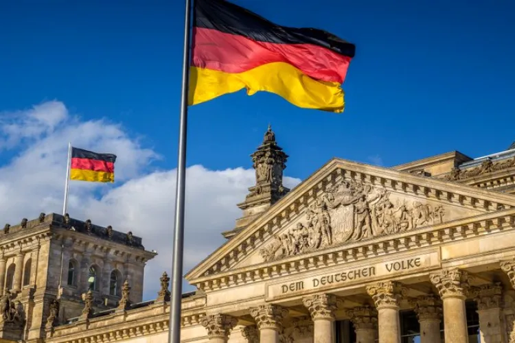 Cum plănuiește Germania să repornească economia. Ce sectoare rămân închise