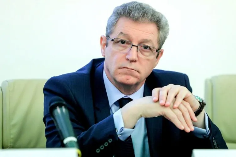 Medicul Adrian Streinu Cercel a fost demis de la conducerea comisiei științifice anti-COVID
