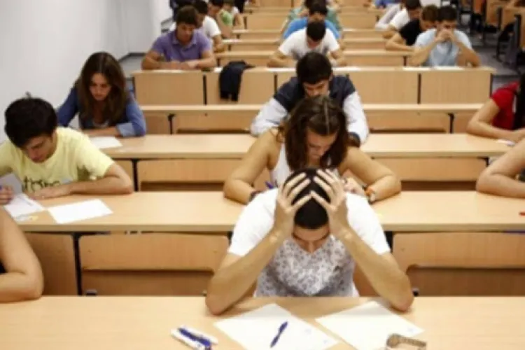 Universitățile pot verifica online rezultatele de la BAC ale absolvenților