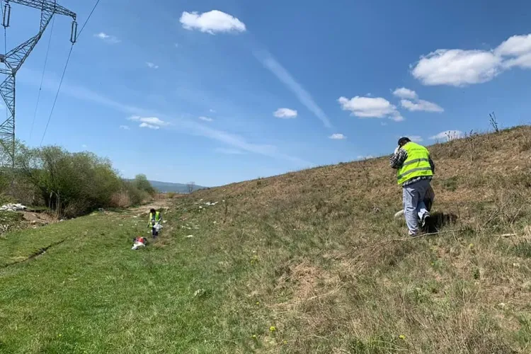 Malul Someșului din Florești a fost igienizat - FOTO