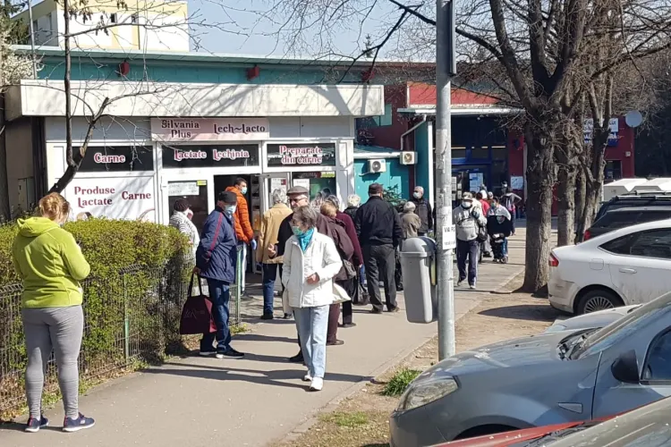 Românii peste 65 de ani pot ieși din case dimineața și seara