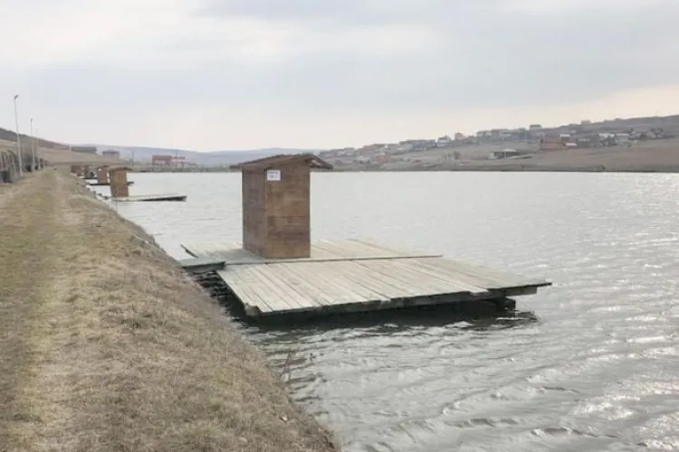 Liber la pescuit pe lacurile de la Câmpenești
