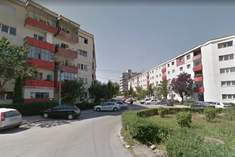 Bărbatul din Mănăștur, care și-a omorât mama în somn, a fost arestat. E acuzat și de tentativă de ucidere a fratelui său