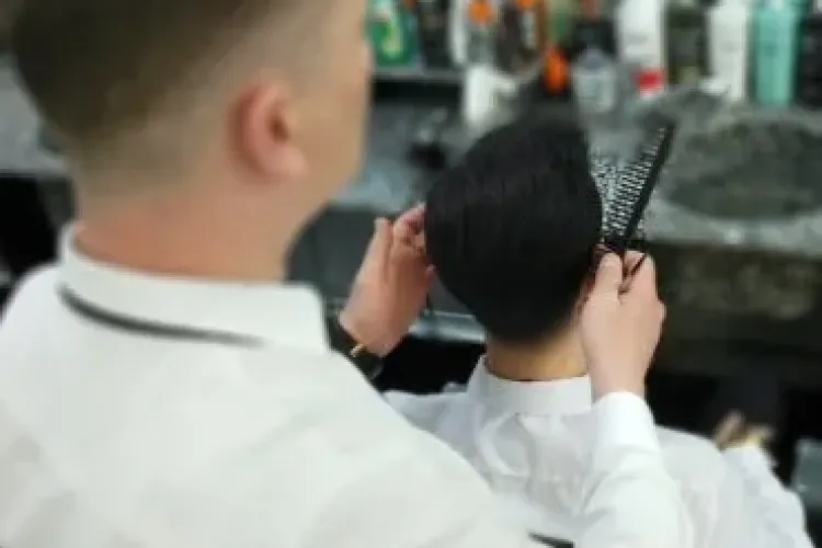 Guvernul ar putea redeschide frizeriile, saloanele, cabinetele stomatologice și parcurile, după data de 15 mai