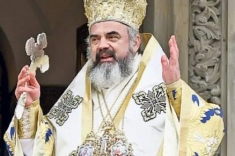 Patriarhul Daniel îi îndeamnă pe credincioși să participe la slujbe
