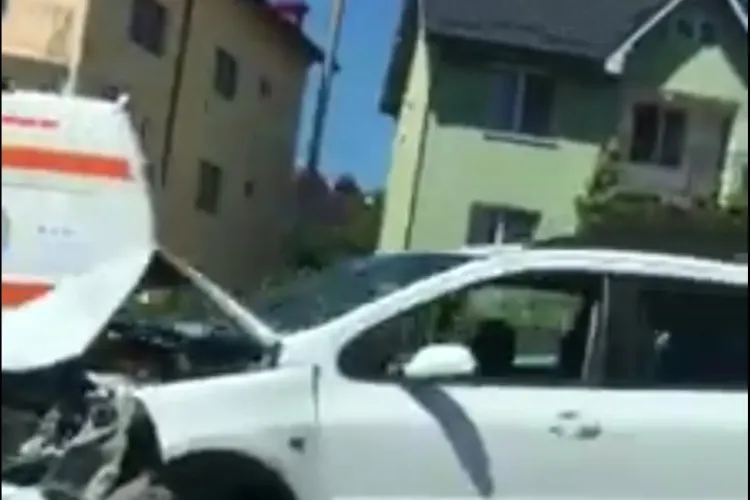 Accident pe strada Corneliu Coposu. Ciocnire în lanț - VIDEO