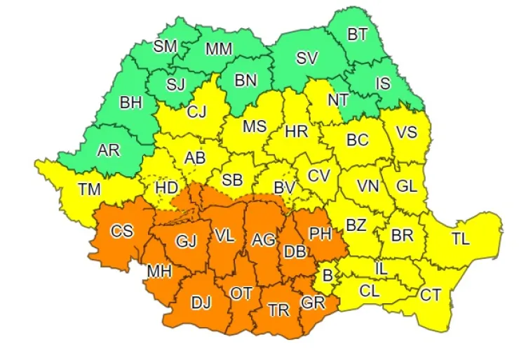 Aproape toată țara sub cod galben și portocaliu de furtuni. Care sunt cele mai afectate zone