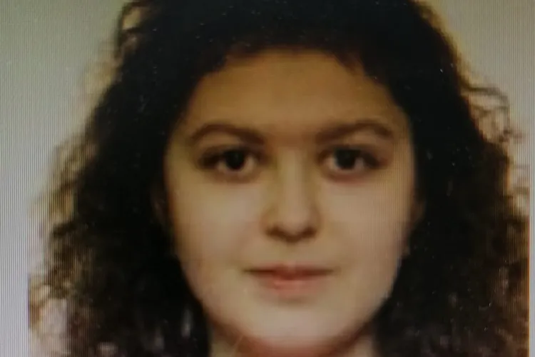CLUJ: Adolescentă dispărută de acasă, căutată de familie și Poliție. Ați văzut-o? FOTO