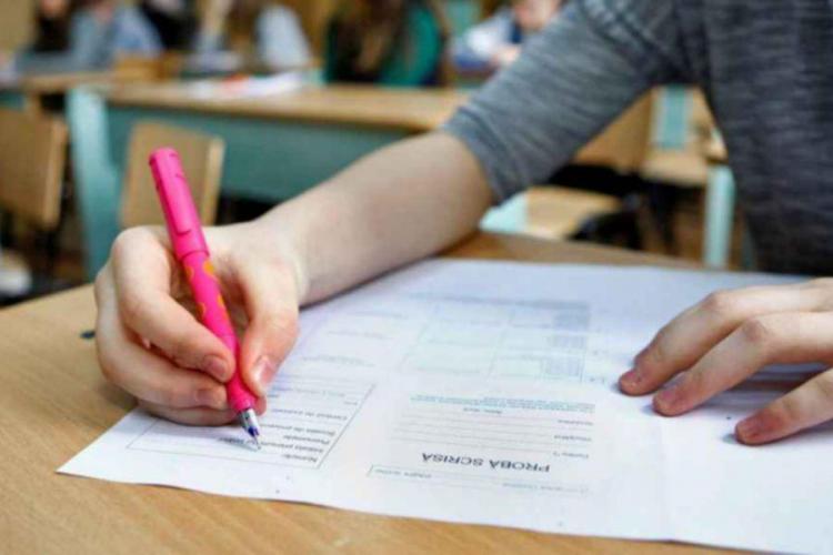 Ministrul Educației a aprobat noul calendar al examenului de bacalaureat. Cum se va desfășura 