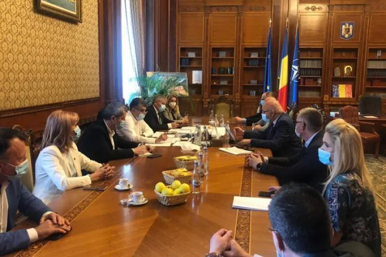 Politicienii nu vor prelungirea stării de alertă cerută de Raed Arafat