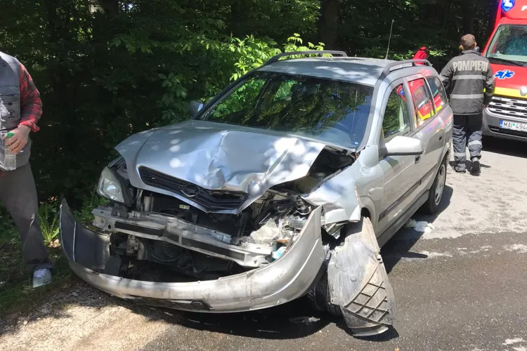 CLUJ: Accident cu două victime în Făget, cauzat de un șofer de 61 de ani - VIDEO și FOTO