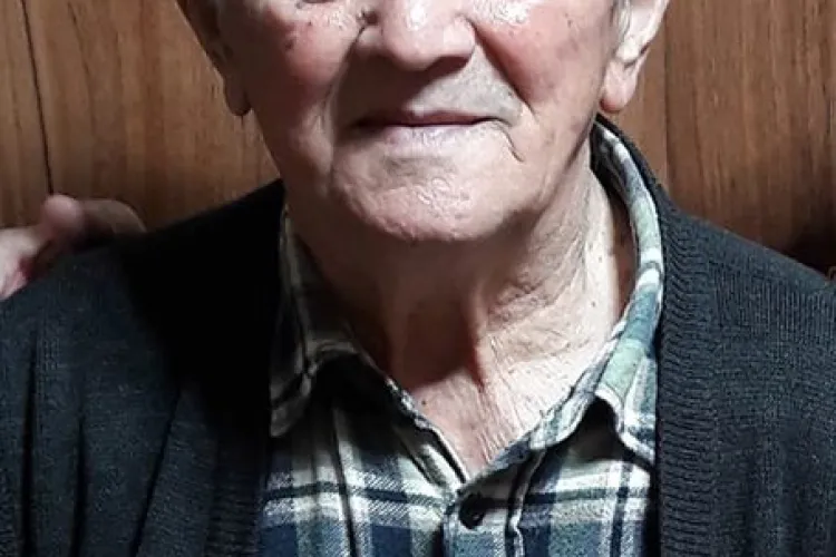 UPDATE: A fost găsit/ Bătrân pierdut în centrul Clujului! L-ați văzut? FOTO