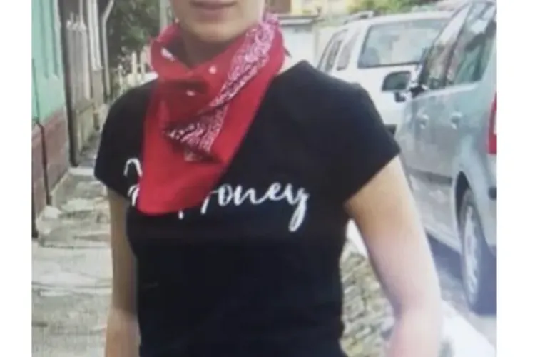 CLUJ: Minoră de 14 ani, dispărută de acasă. Ați văzut-o? FOTO