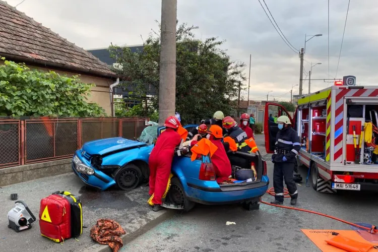 Galerie FOTO - Accident pe Traian Vuia, joi, 25 iunie 