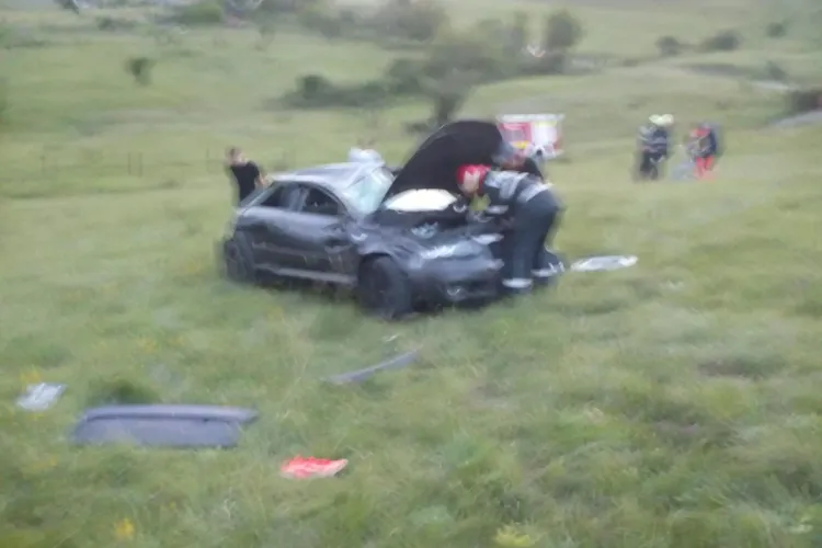 Mașină răsturnată pe Centura Grigorescu - Florești - FOTO