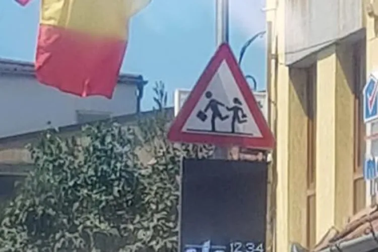 Stațiile CTP din Florești vor fi modernizate. Au apărut panourile electronice cu orarul autobuzelor - FOTO