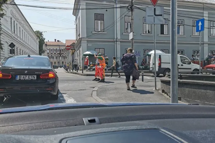 Strada Argeș, de lângă Piața Mihai Viteazu, închisă pentru lucrări - FOTO