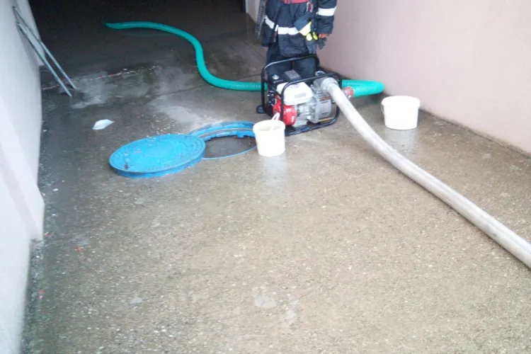 Parcări subterane inundate în Florești și Cluj-Napoca de POTOPUL de luni seara - VIDEO