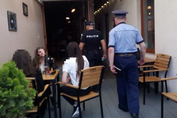 Razie  la Cluj în autobuze și pe terase, pentru a verifica respectarea măsurilor impuse de starea de alertă. S-au dat zeci de amenzi FOTO