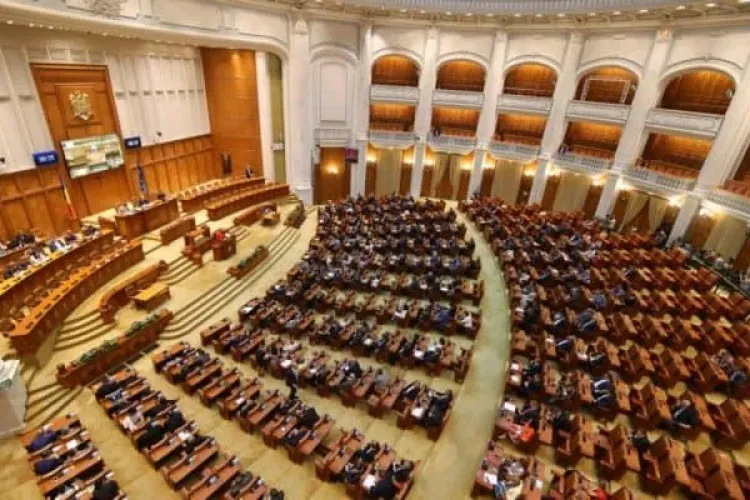 S-a votat! Pensiile speciale mai mari de 7.000 de lei, impozitate cu 85%