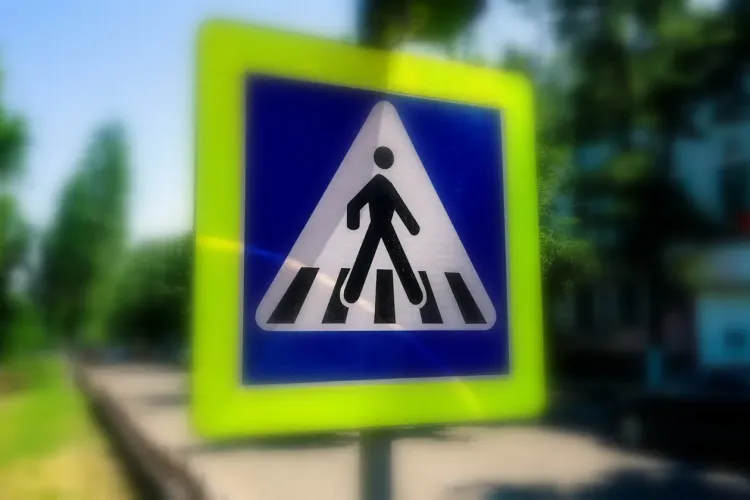 Cluj: Treceri de pietoni semaforizate puse în funcțiune pe Calea Turzii și Observatorului