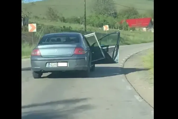 Când Dorel cară geamuri la cabană! Acest șofer clujean a întrecut orice imaginație - VIDEO