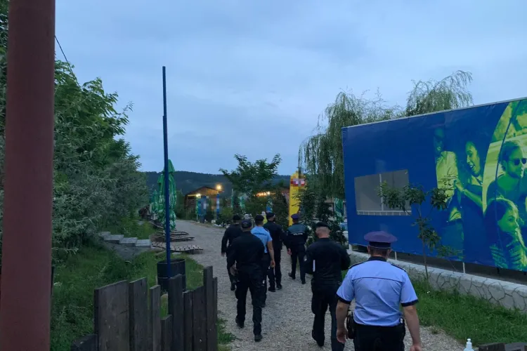 Razie la Câmpia Turzii pentru verificarea respectării măsurilor impuse de starea de alertă FOTO