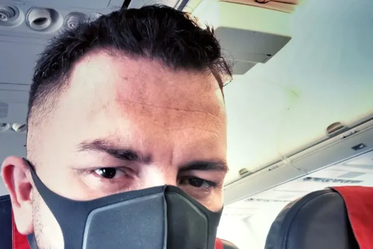 Chef Paul Siserman ameninta ca dă în judecată CFR Cluj, după ce a mers în același avion cu fotbaliștii cu coronavirus: MĂ NENOROCIȚILOR !!!! MĂ GUNOAIELOR!