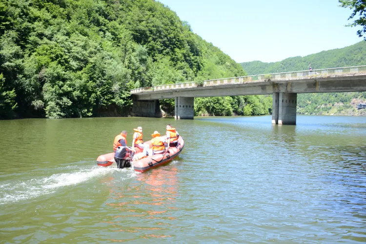 Razie pe lacurile Beliș și Tarnița. Câte amenzi s-au dat