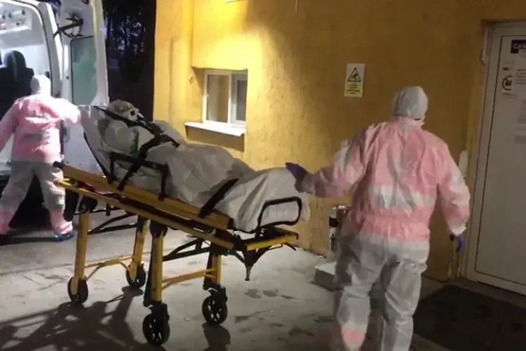 1.100 de cazuri de COVID 19 la 15.000 de testări. Câte decese s-au înregistrat în ultimele 24 de ore