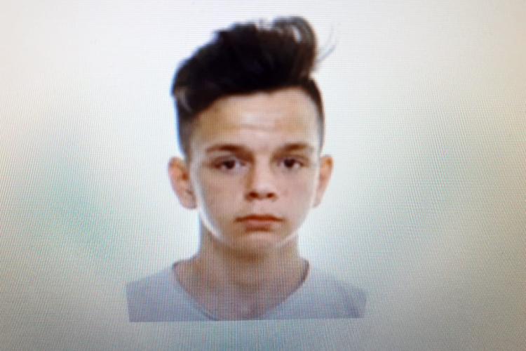 Adolescent de 16 ani, dispărut din Florești. L-ați văzut? FOTO