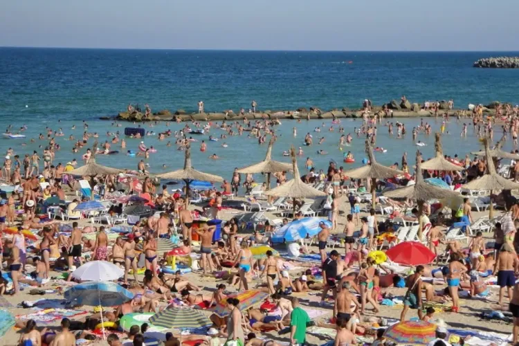 Ludovic Orban îi sfătuiește pe români să renunțe la turismul intensiv, unde e aglomerație   