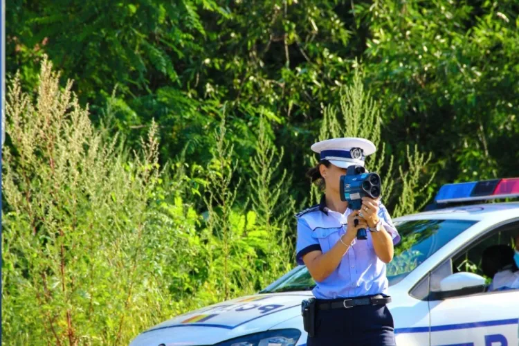 Razie în trafic la Cluj-Napoca. Polițiștii au verificat și dacă se poartă masca în mijloacele de transport în comun