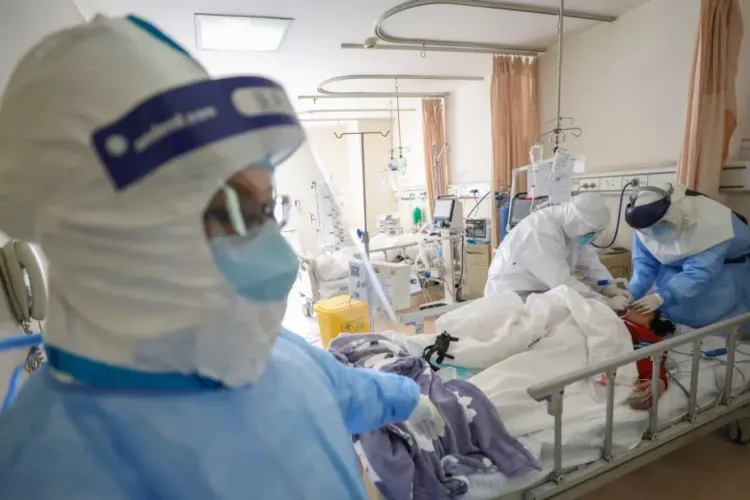 Un pacient asimptomatic a murit după ce a refuzat internarea pentru COVID 19